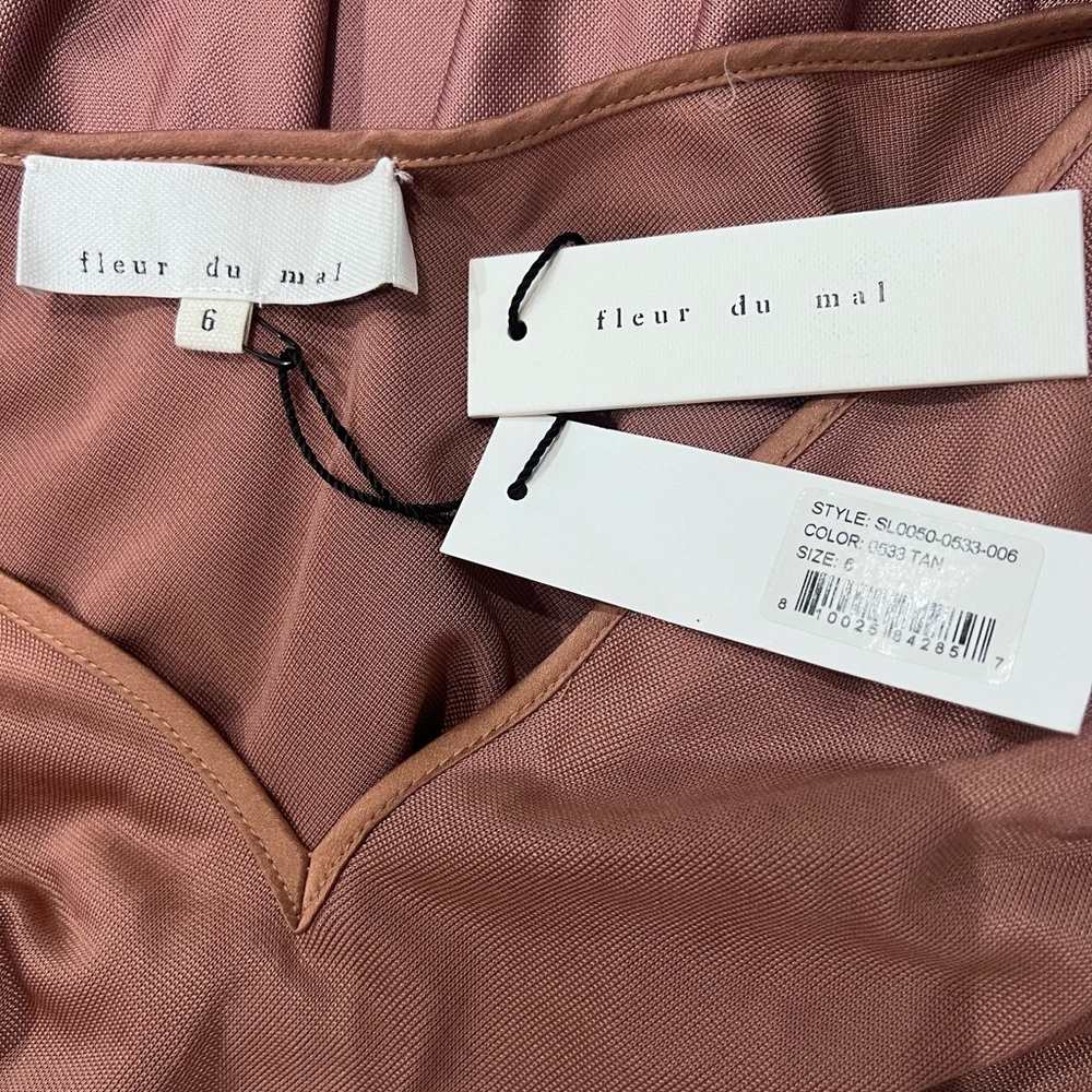 NWT FLEUR DU MAL
NWT Slinky Bias Slip Gown size-6 medium - Picture 4 of 5